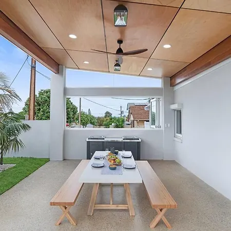 The Elements L Air L 4 Stunning Apartments Each With Private Outdoor Dining L Walk To The Beach L Event Friendly L Wifi L Netflix L Outdoor Shower L Communal Bbq Pavilion And Lawn Area L Christies Beach Exterior photo
