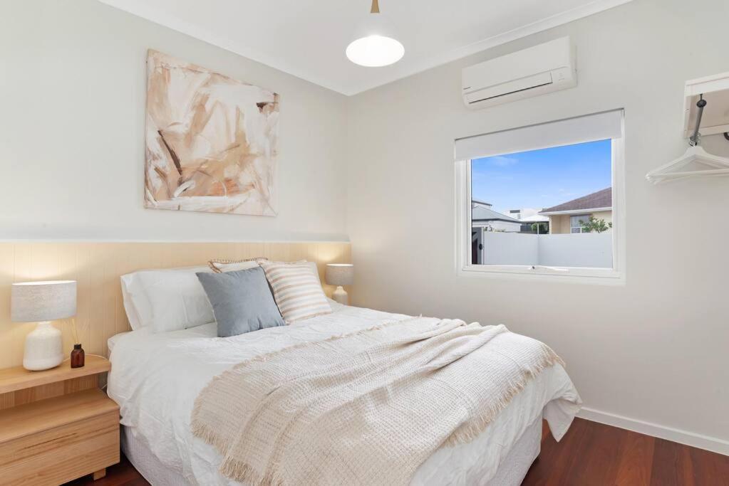 The Elements L Air L 4 Stunning Each With Private Outdoor Dining L Walk To The L Event Friendly L Wifi L Netflix L Outdoor Shower L Communal Bbq Pavilion And Lawn Area L * Christies Beach