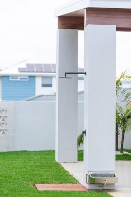 The Elements L Air L 4 Stunning Each With Private Outdoor Dining L Walk To The L Event Friendly L Wifi L Netflix L Outdoor Shower L Communal Bbq Pavilion And Lawn Area L Apartment *